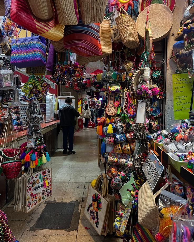 Nairobi Souvenir Shopping and Historical Half Day Tour Kenya